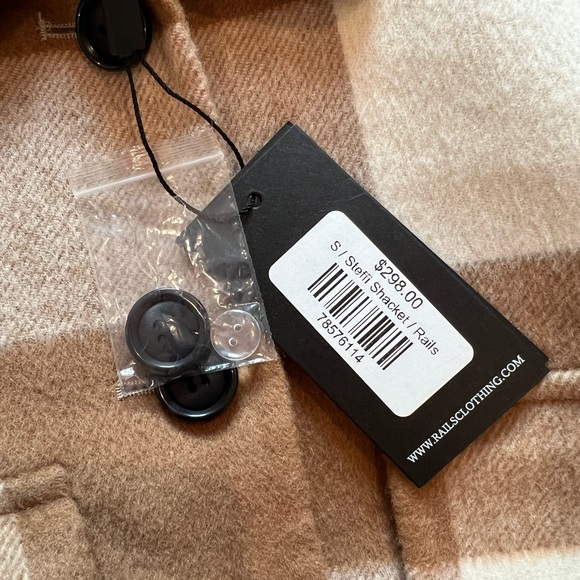 Rails Steffi Plaid Jacket - Picture 6 of 7